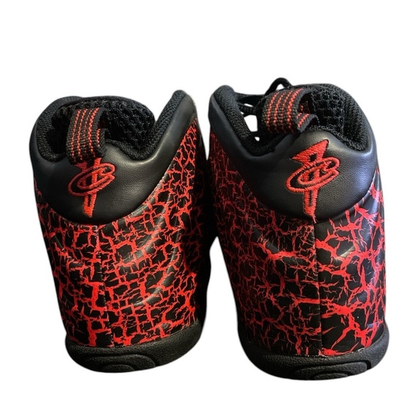 NIKE Little Posite One Lava Kids Foamposite Sneakers - Picture 4 of 5